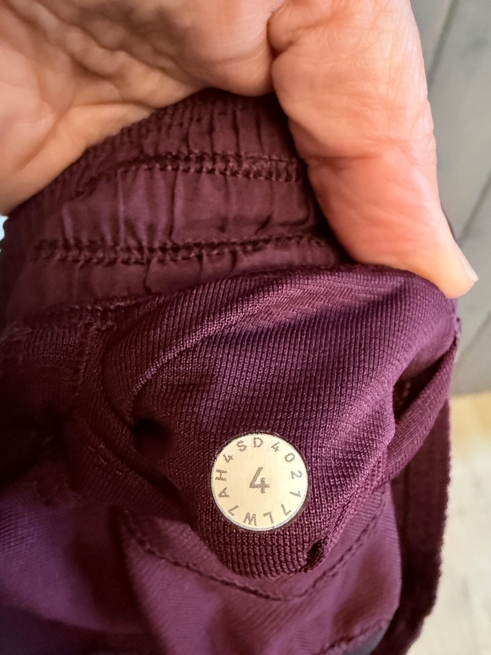 Lululemon See the Heat short - Black Currant - Picture 7 of 8
